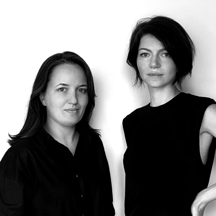 Mihaela Pazarbaș și Marilena Neascu de la MP Design designeri de interior